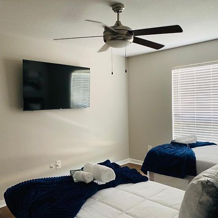 Fashionable Stylish Apartment Houston Buitenkant foto