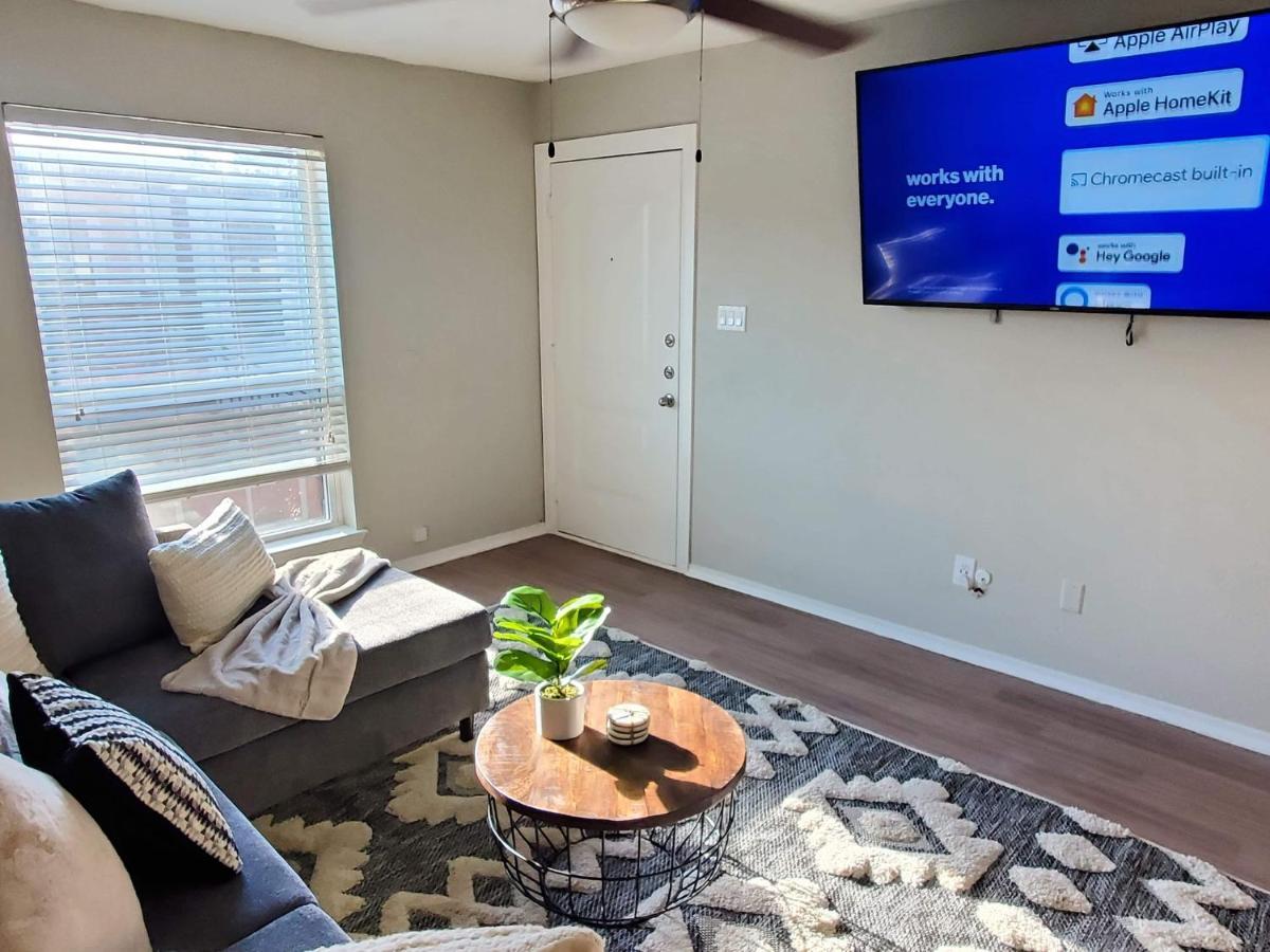 Fashionable Stylish Apartment Houston Buitenkant foto