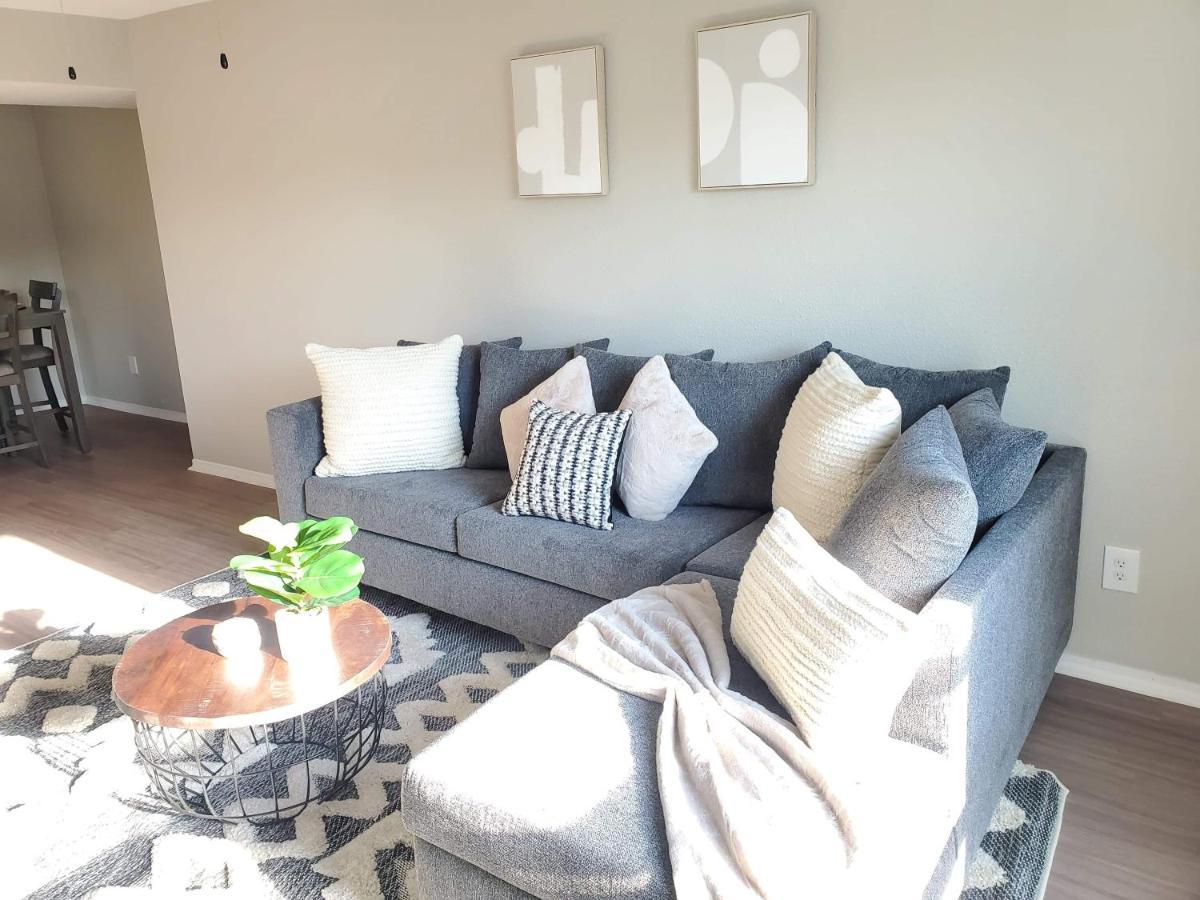 Fashionable Stylish Apartment Houston Buitenkant foto
